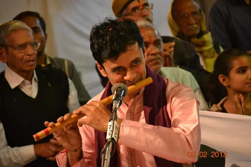 Prakash Hegde playing the bansuri